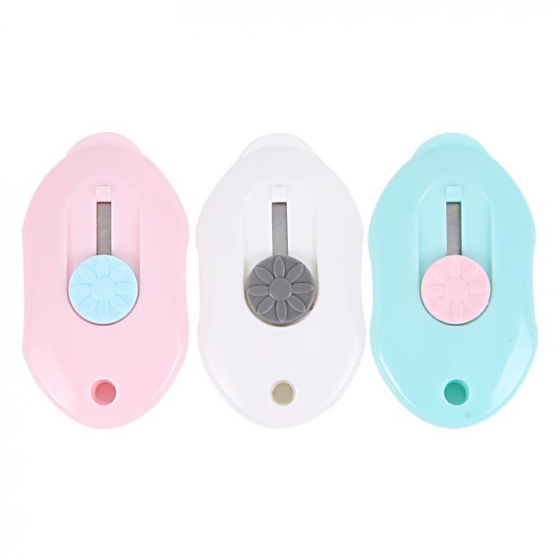 晨光（M&G） ASS91361 迷你美工刀 58*32mm （单位：把）  颜色随机