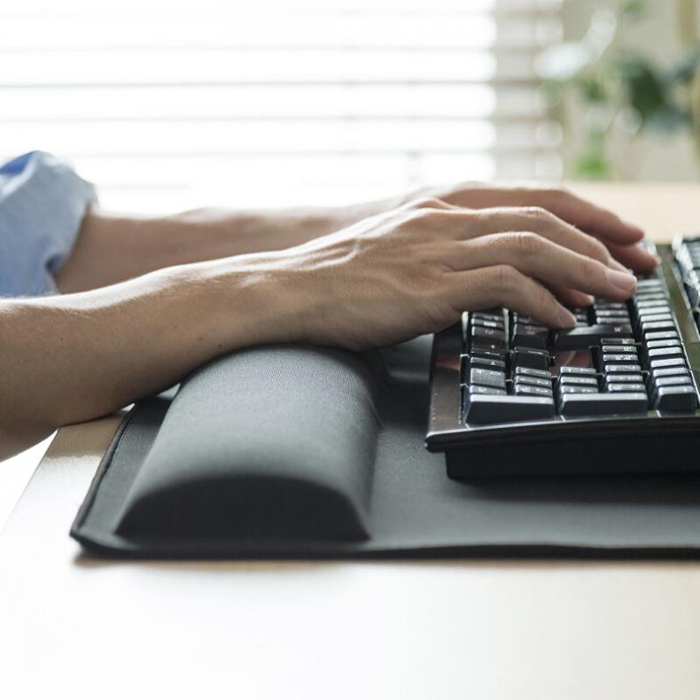 山业 200-MPD022 大尺寸带碗托鼠标垫（单位：个） 黑色