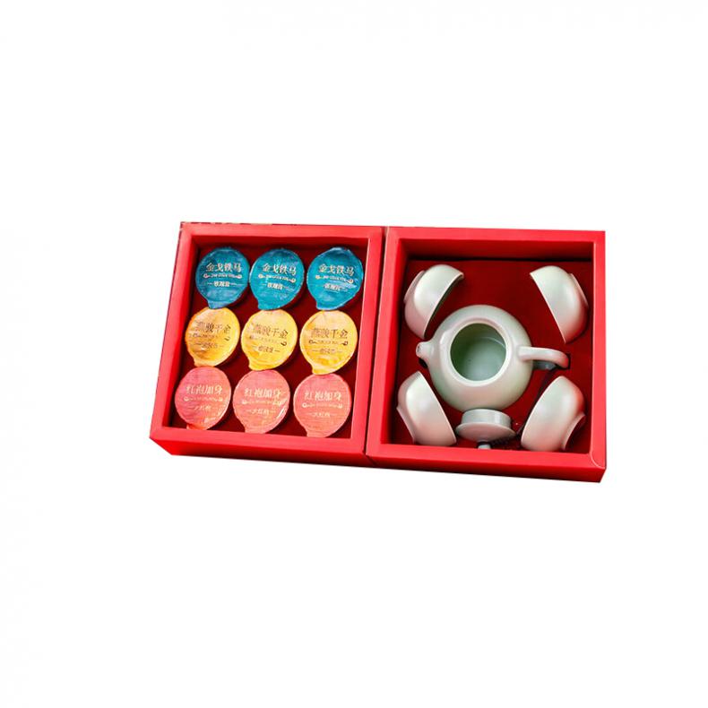 润虎 满堂鸿运 国潮礼盒 金骏眉/浓香铁观音/大红袍三茶组合装 配果绿壶茶具 66g （单位：套）  