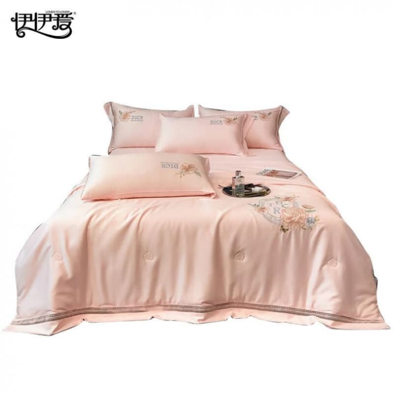 伊伊爱 BZ0HJC2301082 花韵夏被 150*200cm （单位：条） 玉色