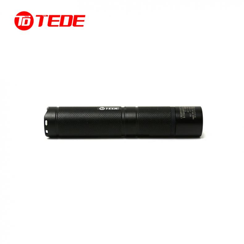 TEDE TD-8211 袖珍强光电筒 3W （单位：个） 黑色