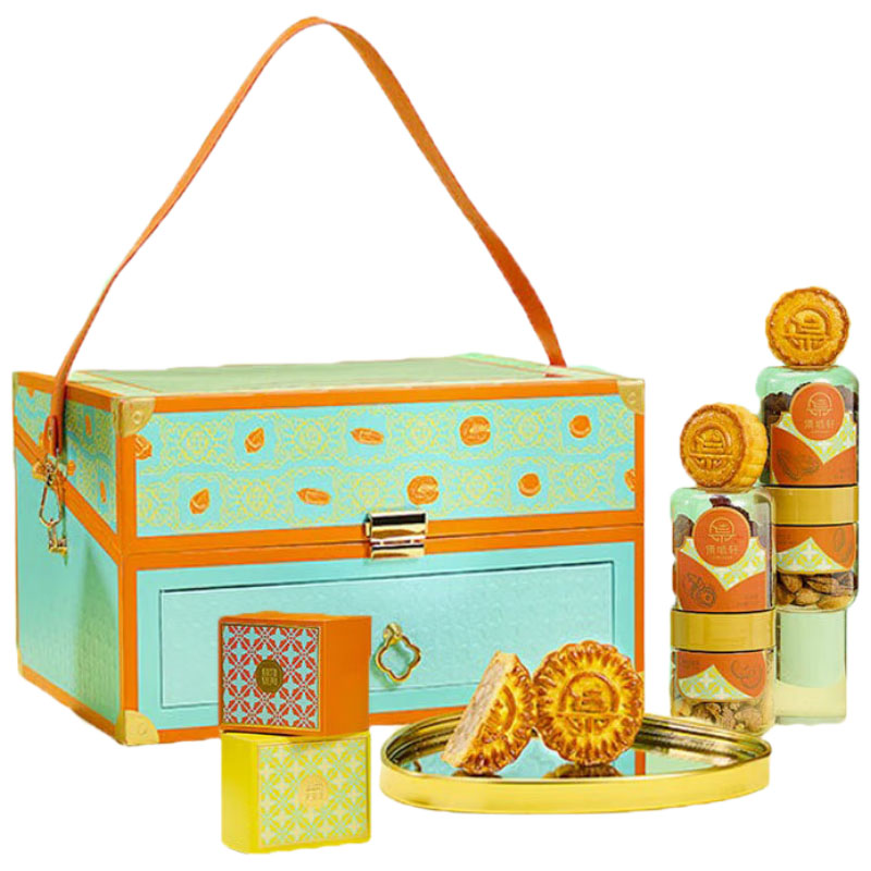 集味轩 流光追月 月饼礼盒 1250g （单位：盒） 拿酥匠心夏威夷果坚果饼60g*1+拿酥匠心缤纷果仁坚果饼60g*1+拿酥金桔柠檬夏果坚果饼60g*3+拿酥龙井碧根果坚果饼60g*3+拿酥姜汁白莲杏仁坚果饼60g*3+巴旦木100g+紫衣腰果120g+半话梅160g+提子干210g