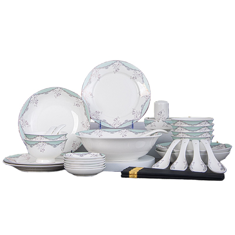 乐享 简约蓝调金边 餐具38件套 （单位：套） 4.5英寸碗*6/8英寸深盘*3/8英寸浅盘*3/九斗*1/大汤勺*1/小汤勺*6/合金筷*10/调味碟*6/牙签筒*1/烟灰缸*1