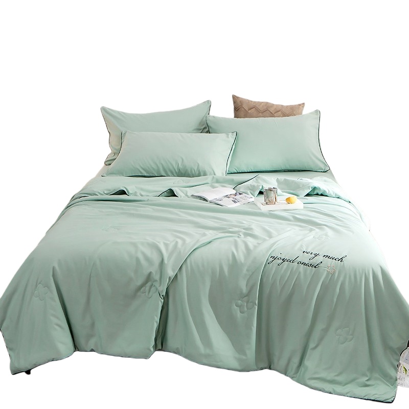 伊伊爱 BZ0TDC2100743 四季棉大豆夏被 220*240cm （单位：条） 星辰浅绿