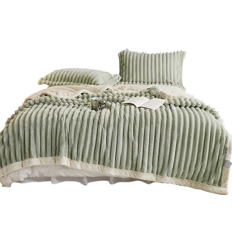 伊伊爱 TZ0TK02300158 玉兔绒毛毯 200*230cm （单位：条） 奶茶绿