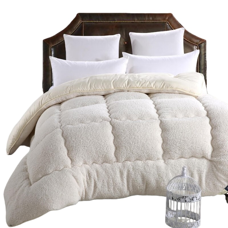 伊伊爱 Z01900021 纯色羊羔绒被子秋冬保暖被 180*200cm （单位：条） 白色