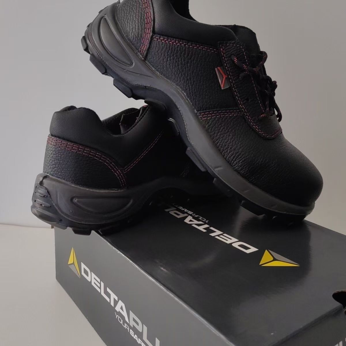 代尔塔（Delta） 358917 绝缘鞋 18kv （单位：双）  