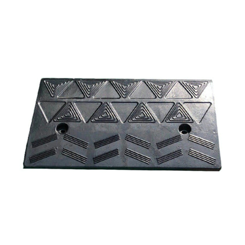 锦安行 JCH-LYP-J127 橡胶路沿坡 50×25×7.5cm （单位：个）  黑色