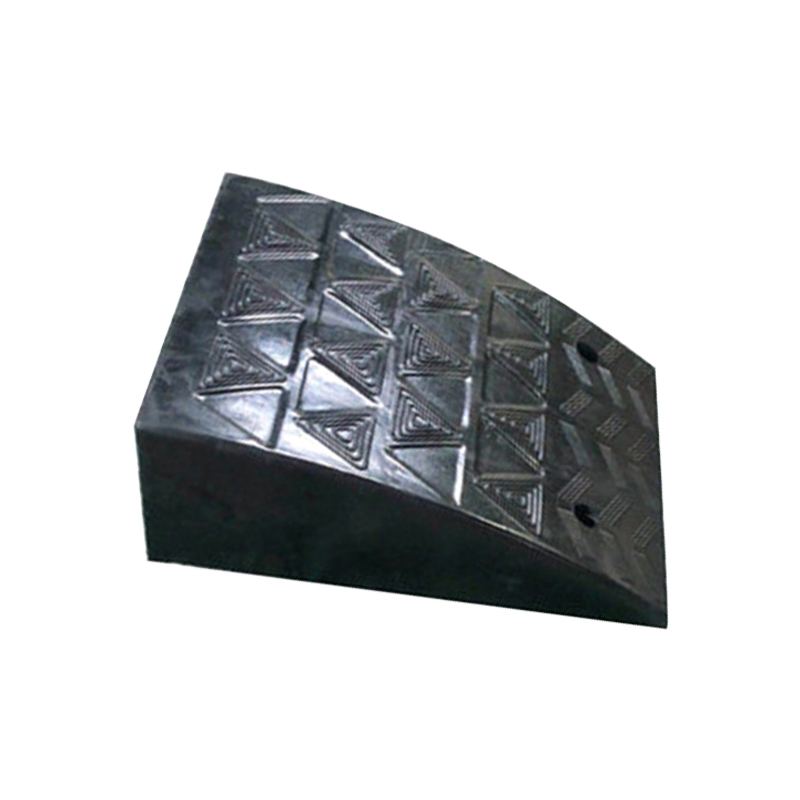 锦安行 JCH-LYP-J129 橡胶路沿坡 50×38×15cm （单位：个）  黑色