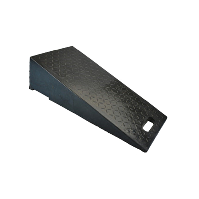 锦安行 JCH-LYP-J138 橡胶路沿坡 60×30×19cm （单位：个）  黑色