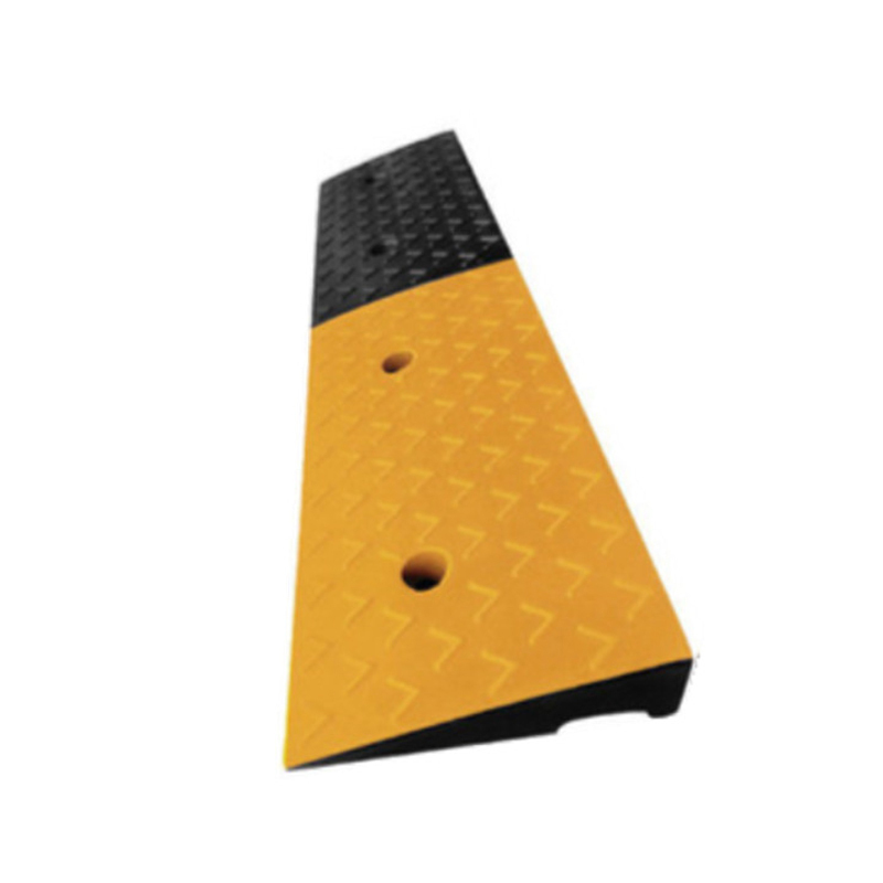 锦安行 JCH-LYP-J152 橡胶路沿坡 100×30×13cm （单位：个）  黄黑相间色