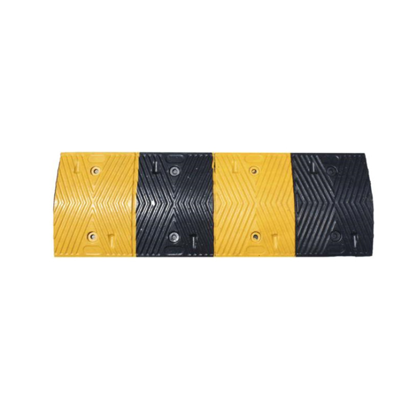 锦安行 JCH-JSD01 橡胶减速带 人字形 1000×350×50mm （单位：个）  黄黑相间色