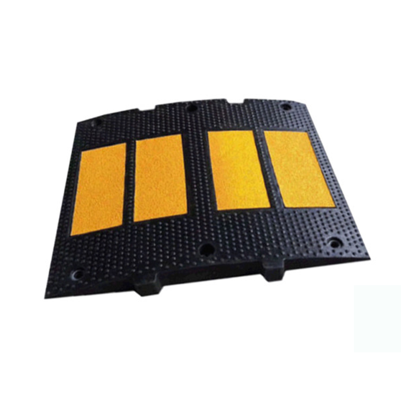 锦安行 JCH-JSD19 橡胶减速带 欧式四膜 500×600×50mm （单位：个）  黄黑相间色