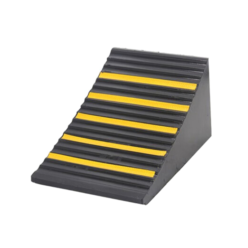 谋福 长条形 橡胶挡车器 1830*150*100mm含安装配件 （单位：个）  