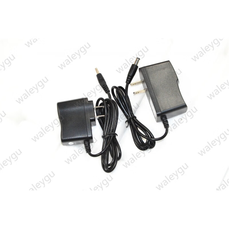 格玮（GW） GW-6803 高亮LED锂电池远程搜索灯 双充电器套装 （单位：套）